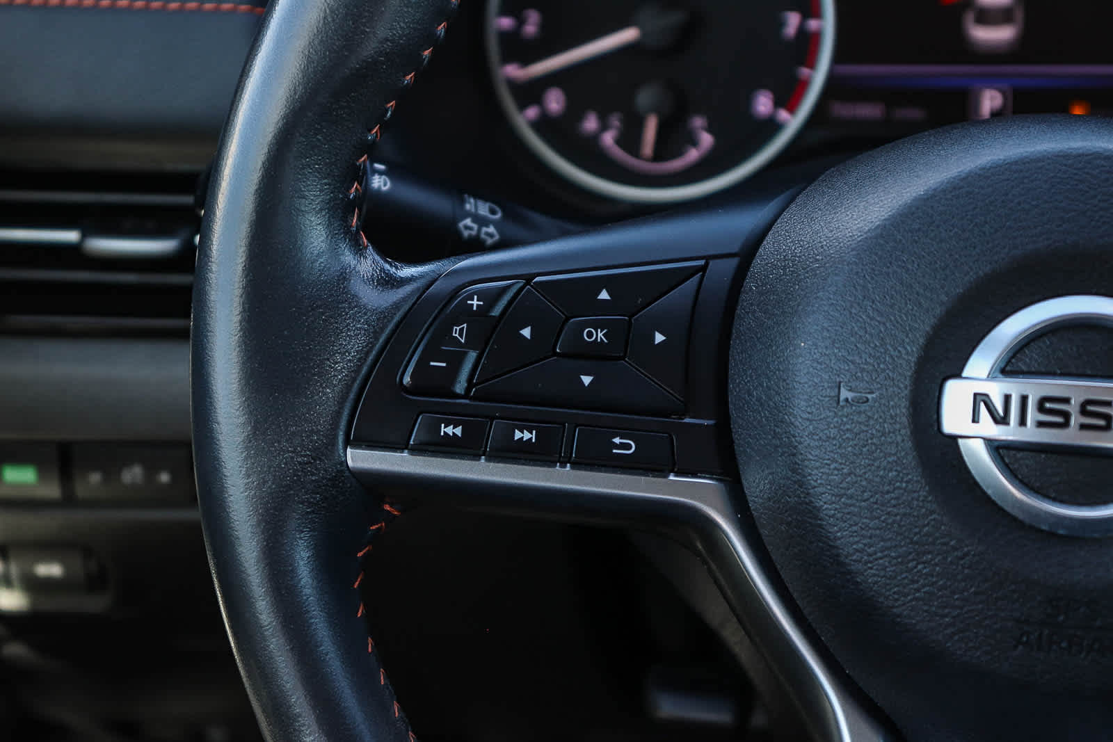 Thumbnail: 2021 Nissan Sentra - 18