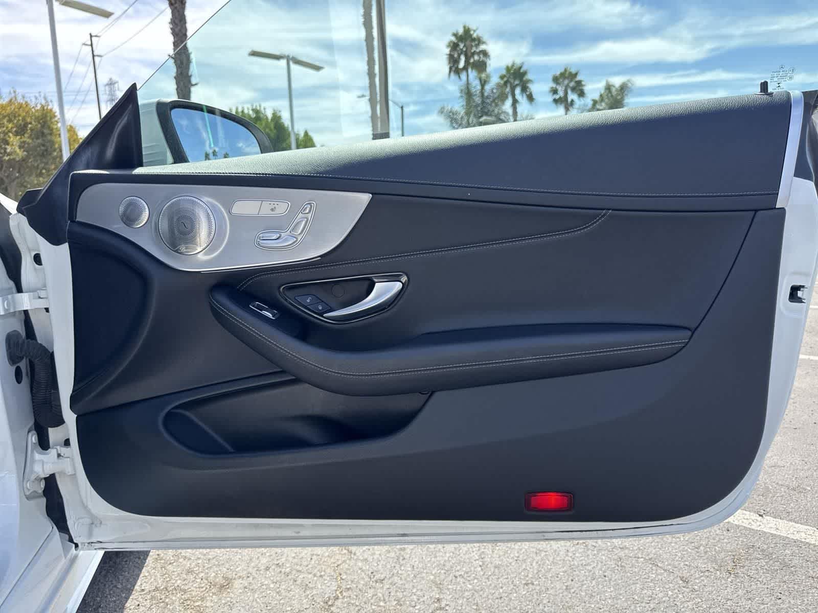 Thumbnail: 2023 Mercedes-Benz C-Class - 35