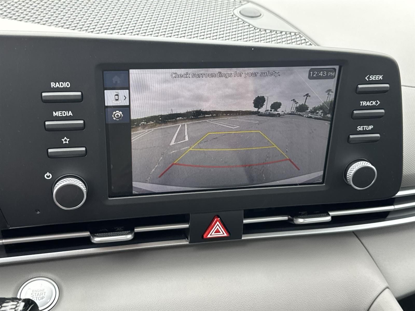 Thumbnail: 2025 Hyundai Elantra - 15