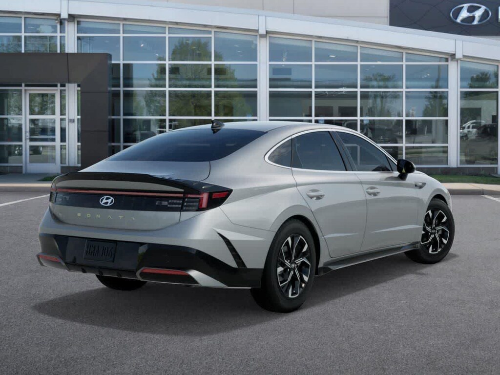New 2025 Hyundai Sonata SEL Sedan