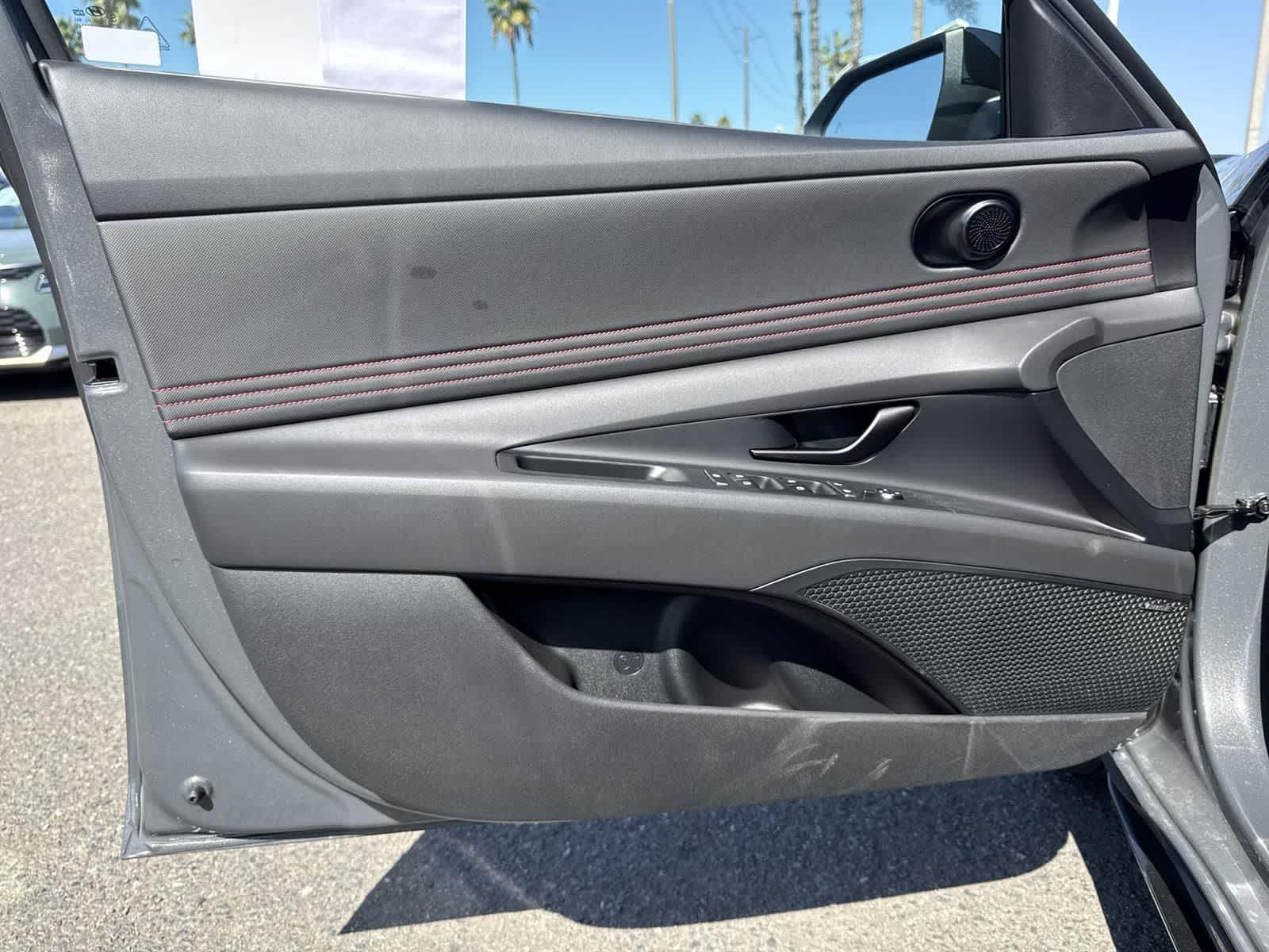 Thumbnail: 2025 Hyundai Elantra - 27