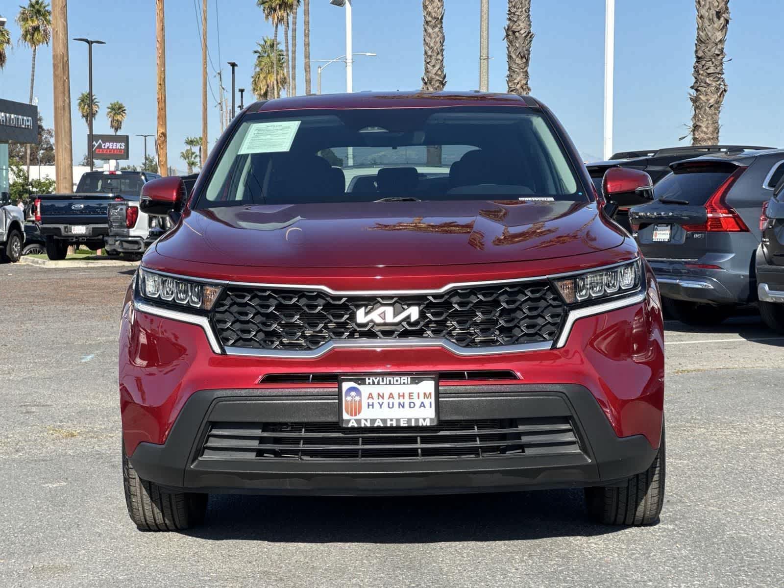 Thumbnail: 2023 Kia Sorento - 9