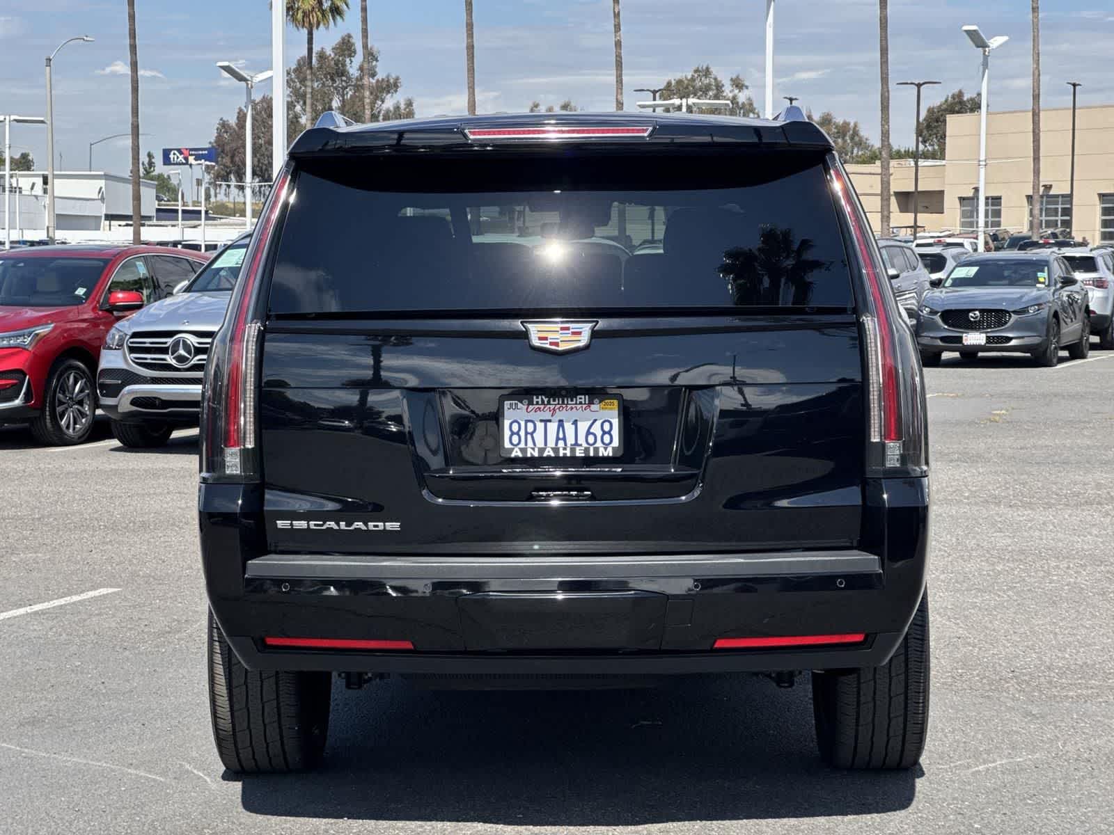 Thumbnail: 2020 Cadillac Escalade - 4