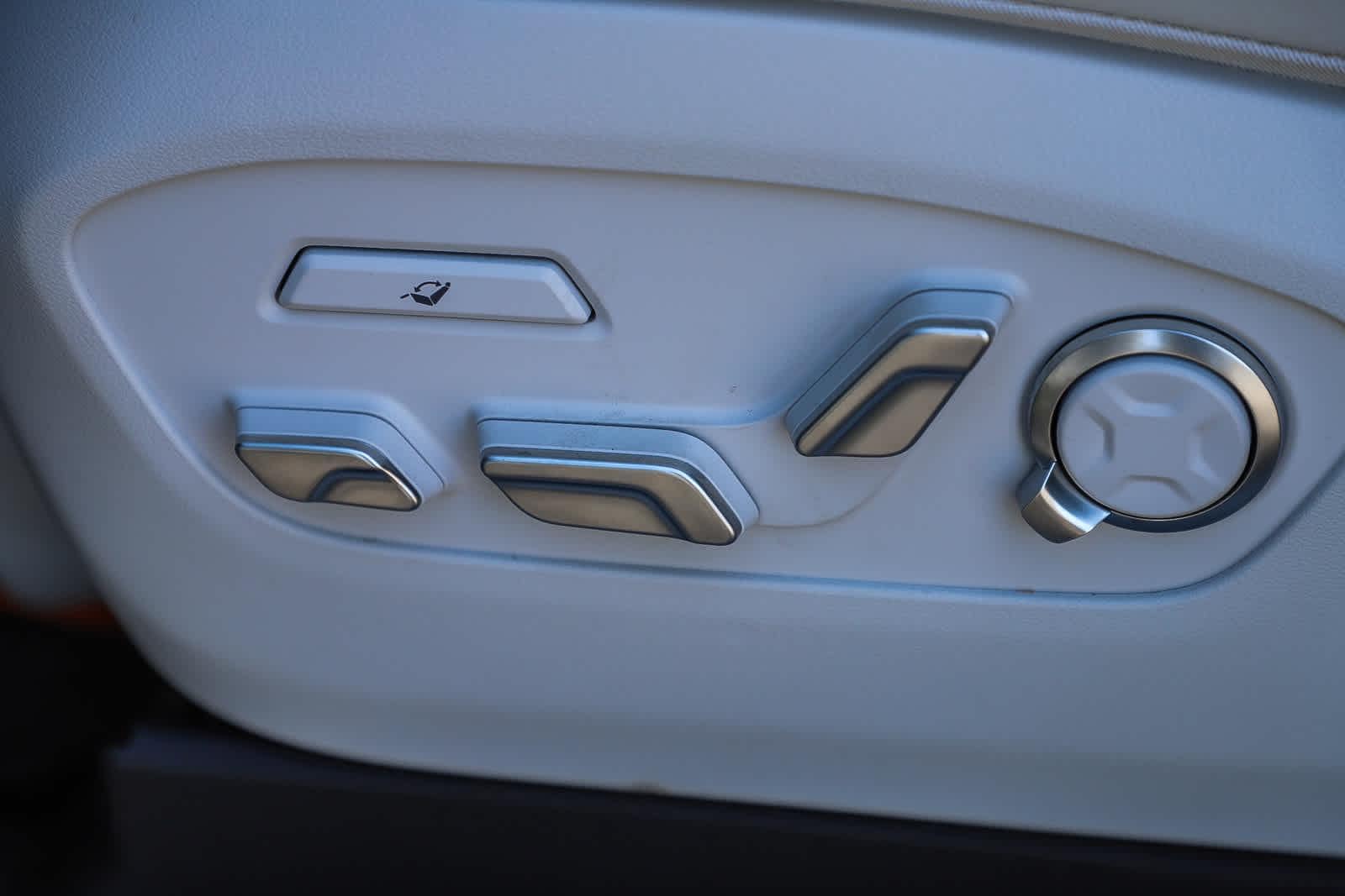 Thumbnail: 2026 Hyundai Ioniq - 25