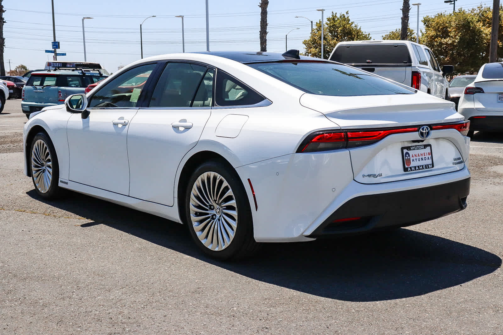 Thumbnail: 2021 Toyota Mirai - 9