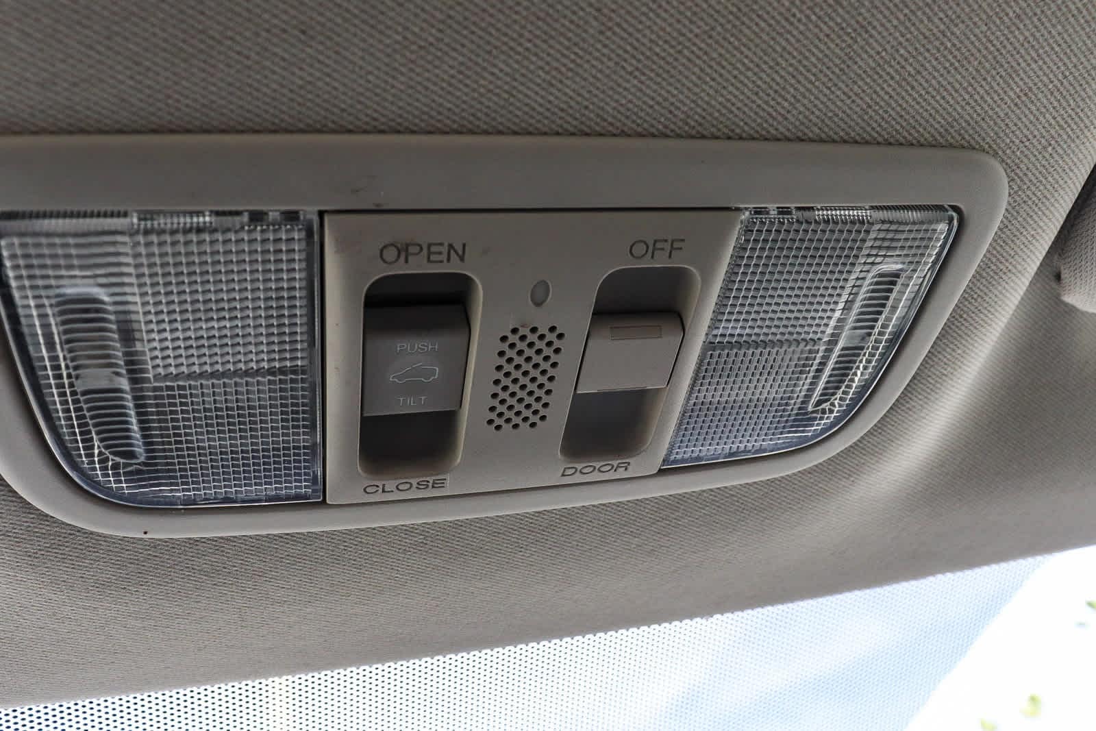 Thumbnail: 2016 Honda HR-V - 30