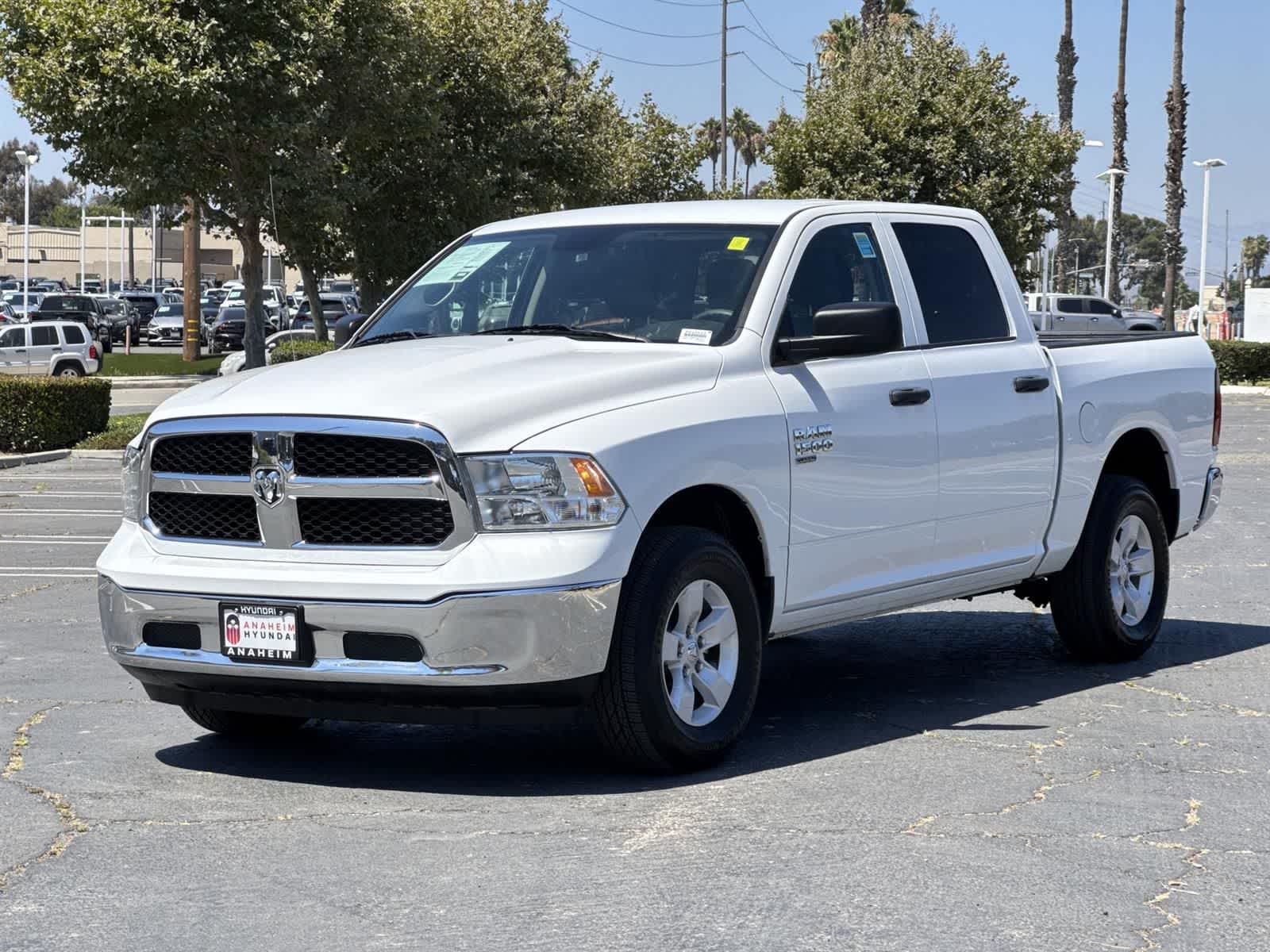 Thumbnail: 2022 RAM 1500 Classic - 6