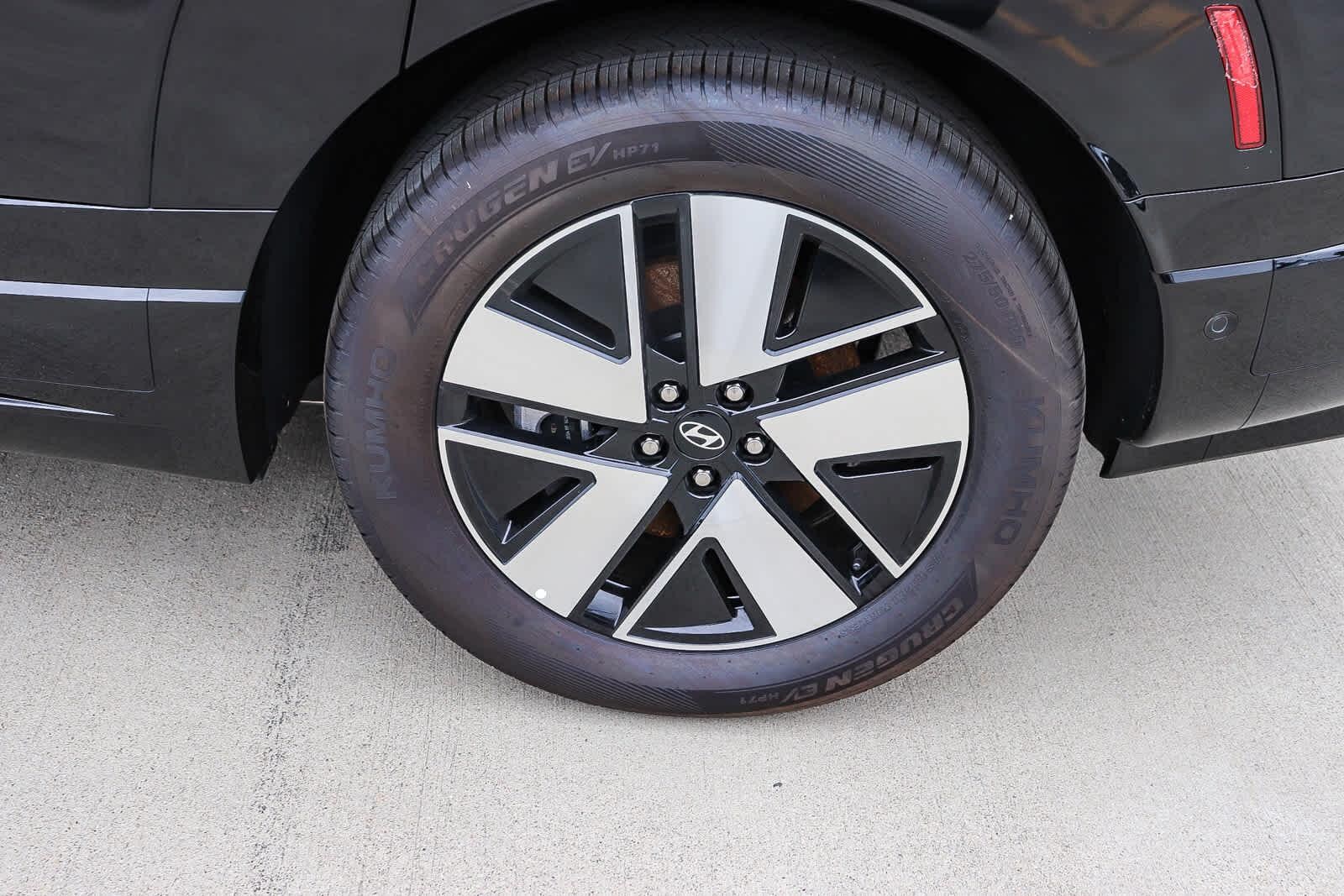 Thumbnail: 2026 Hyundai Ioniq - 11