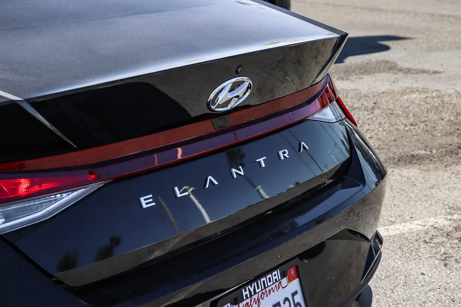 Thumbnail: 2023 Hyundai Elantra - 30