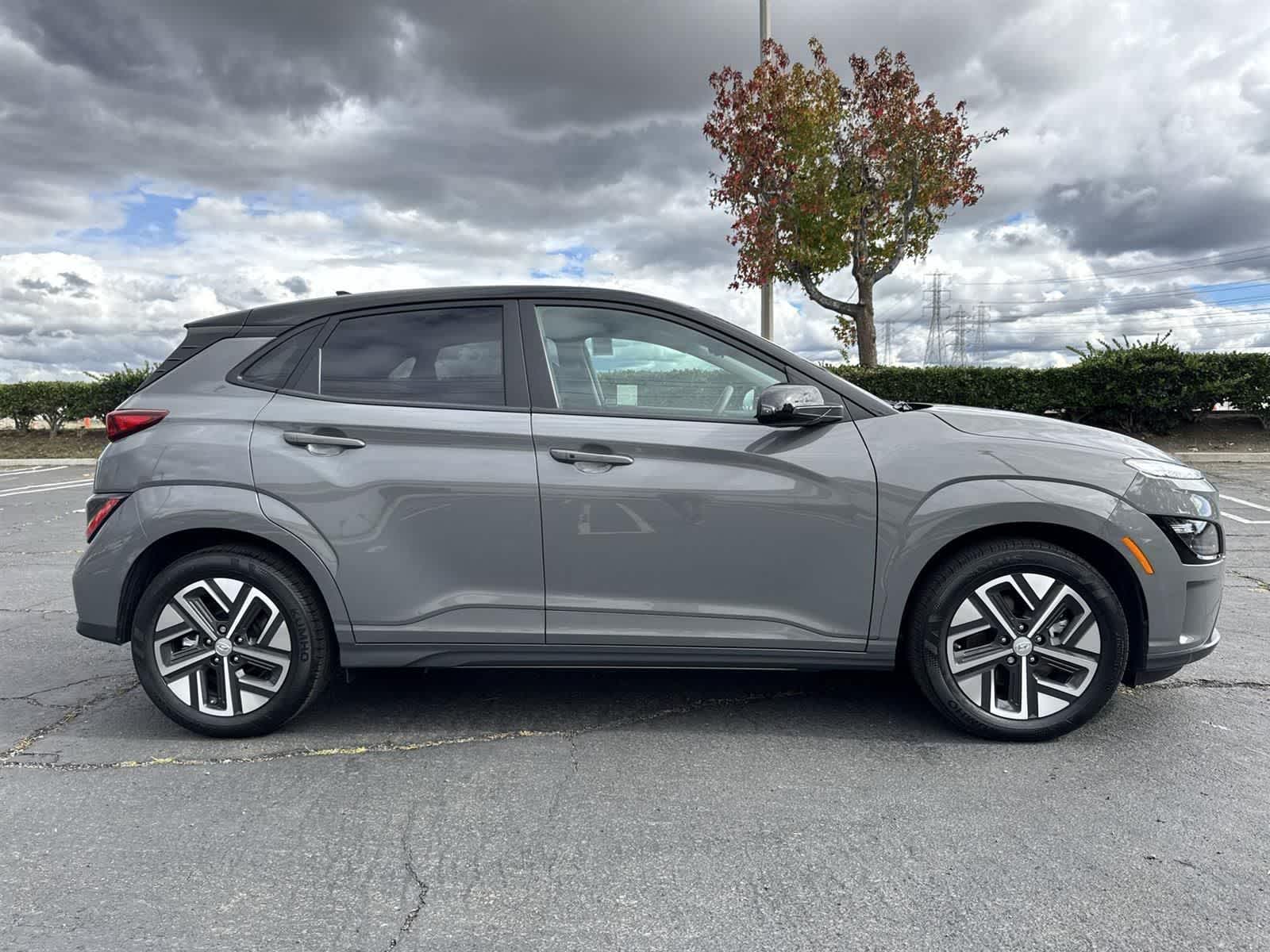 Thumbnail: 2023 Hyundai Kona - 3