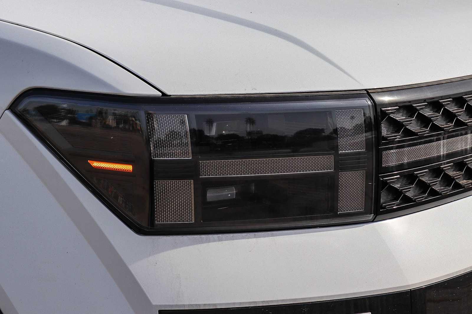 Thumbnail: 2025 Hyundai Santa Fe - 4