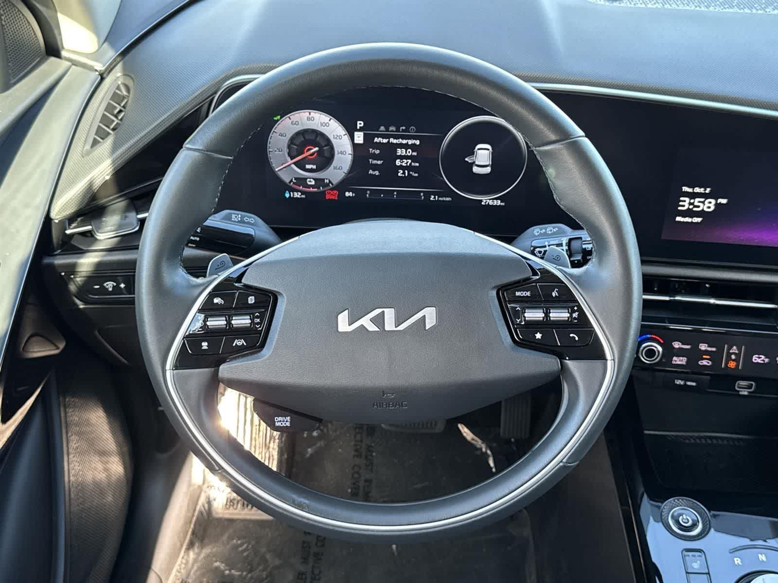 Thumbnail: 2024 Kia Niro - 9