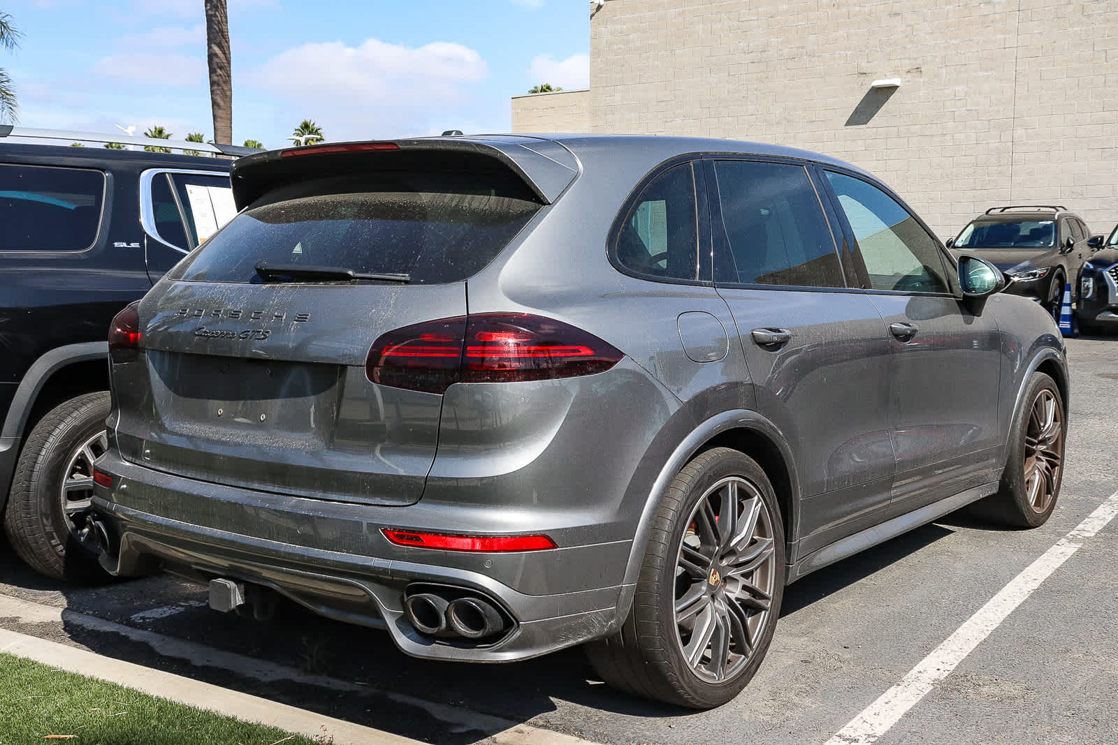 2017 Porsche Cayenne GTS photo 5