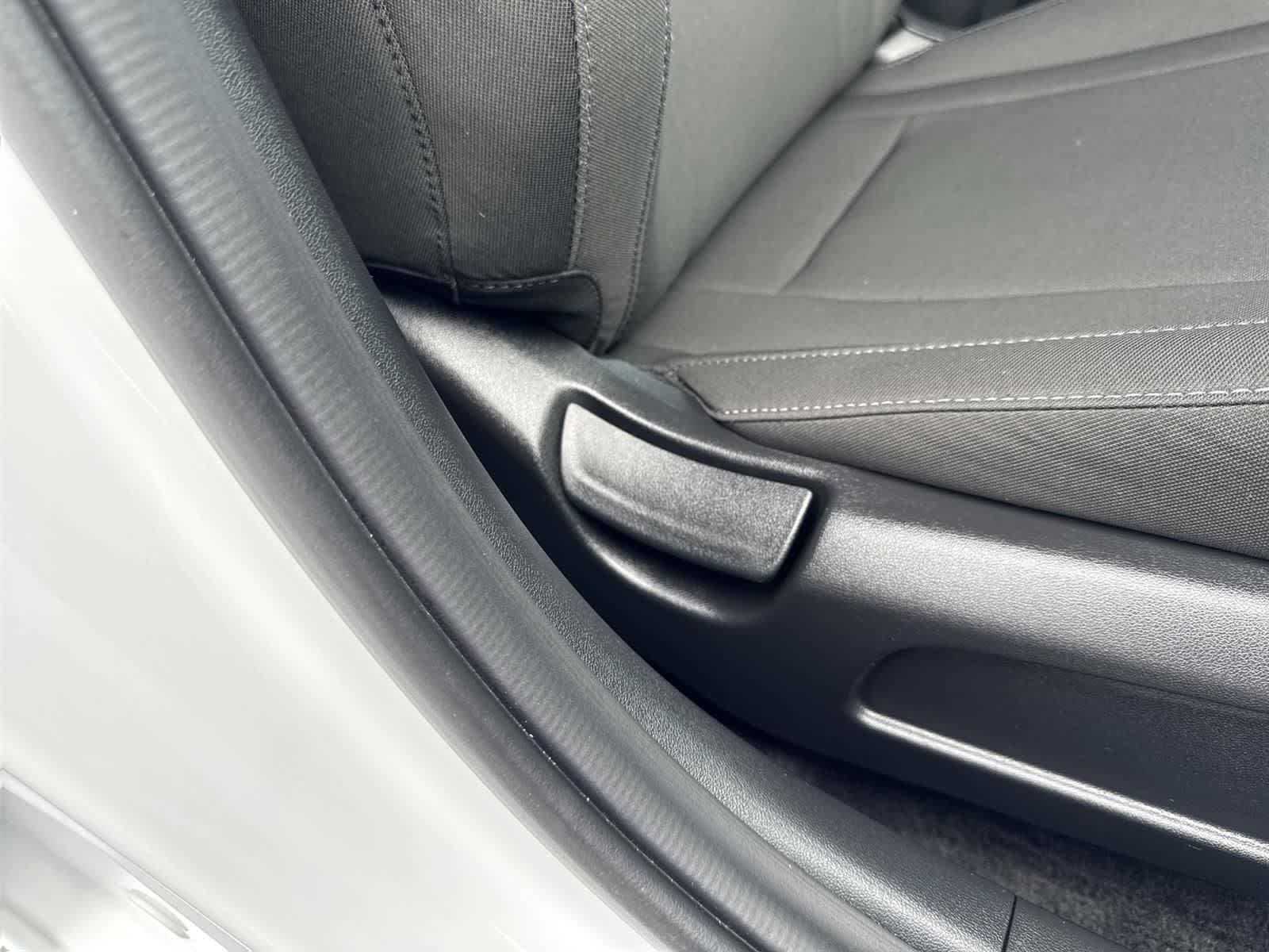 Thumbnail: 2025 Hyundai Elantra - 38