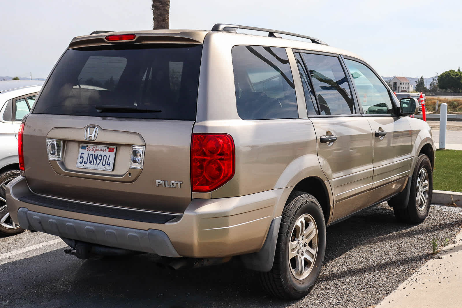 2004 Honda Pilot EX photo 5