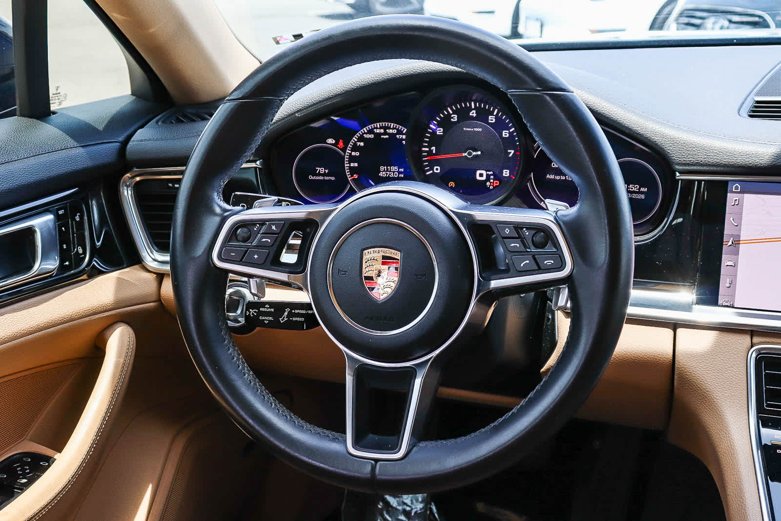 Thumbnail: 2017 Porsche Panamera - 20