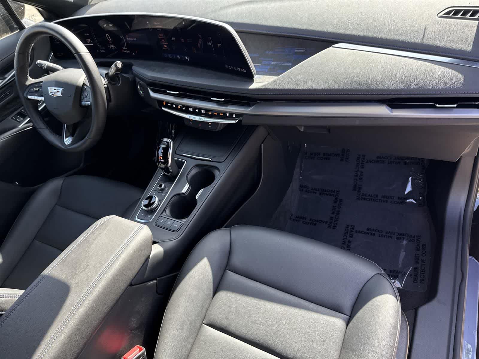 Thumbnail: 2025 Cadillac XT4 - 40