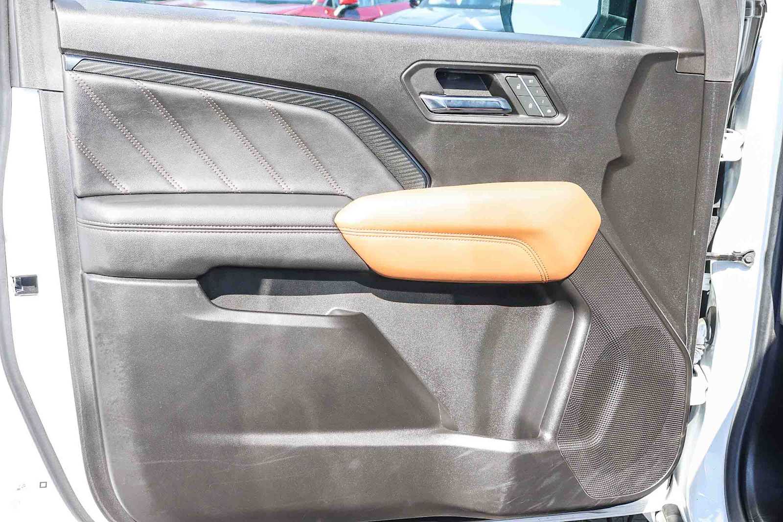 Thumbnail: 2023 GMC Canyon - 23