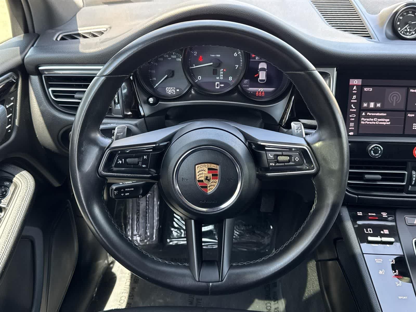 Thumbnail: 2022 Porsche Macan - 10
