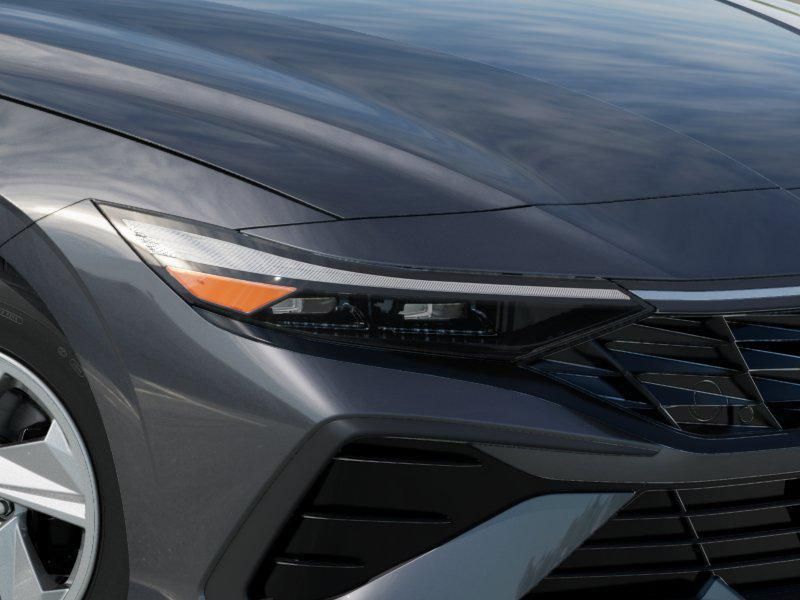 Thumbnail: 2025 Hyundai Elantra - 9
