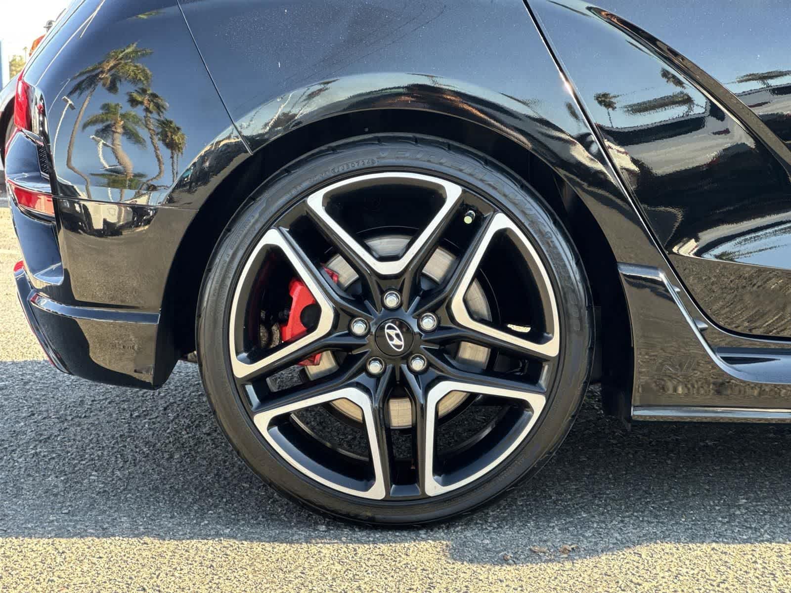 Thumbnail: 2022 Hyundai Veloster - 39