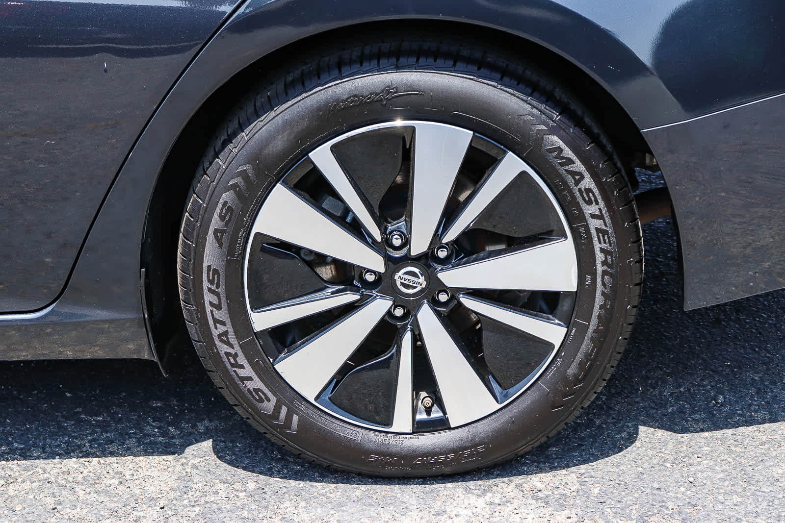 Thumbnail: 2021 Nissan Altima - 13