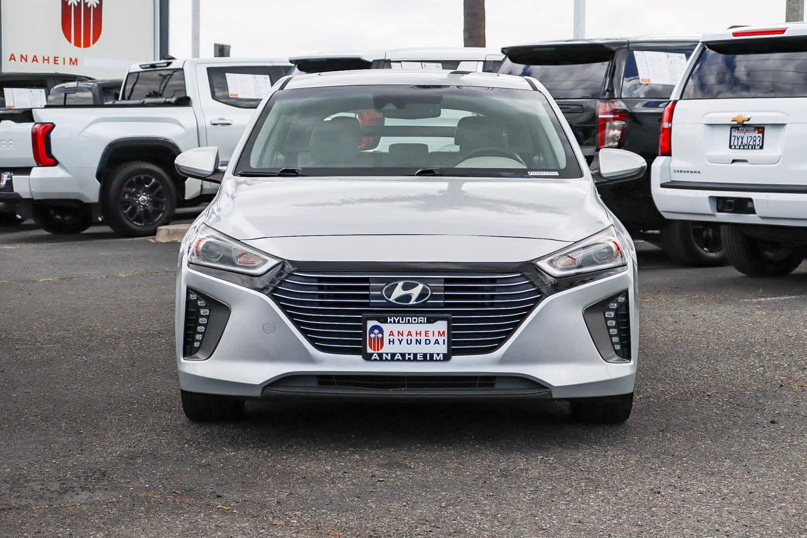Thumbnail: 2019 Hyundai Ioniq - 2