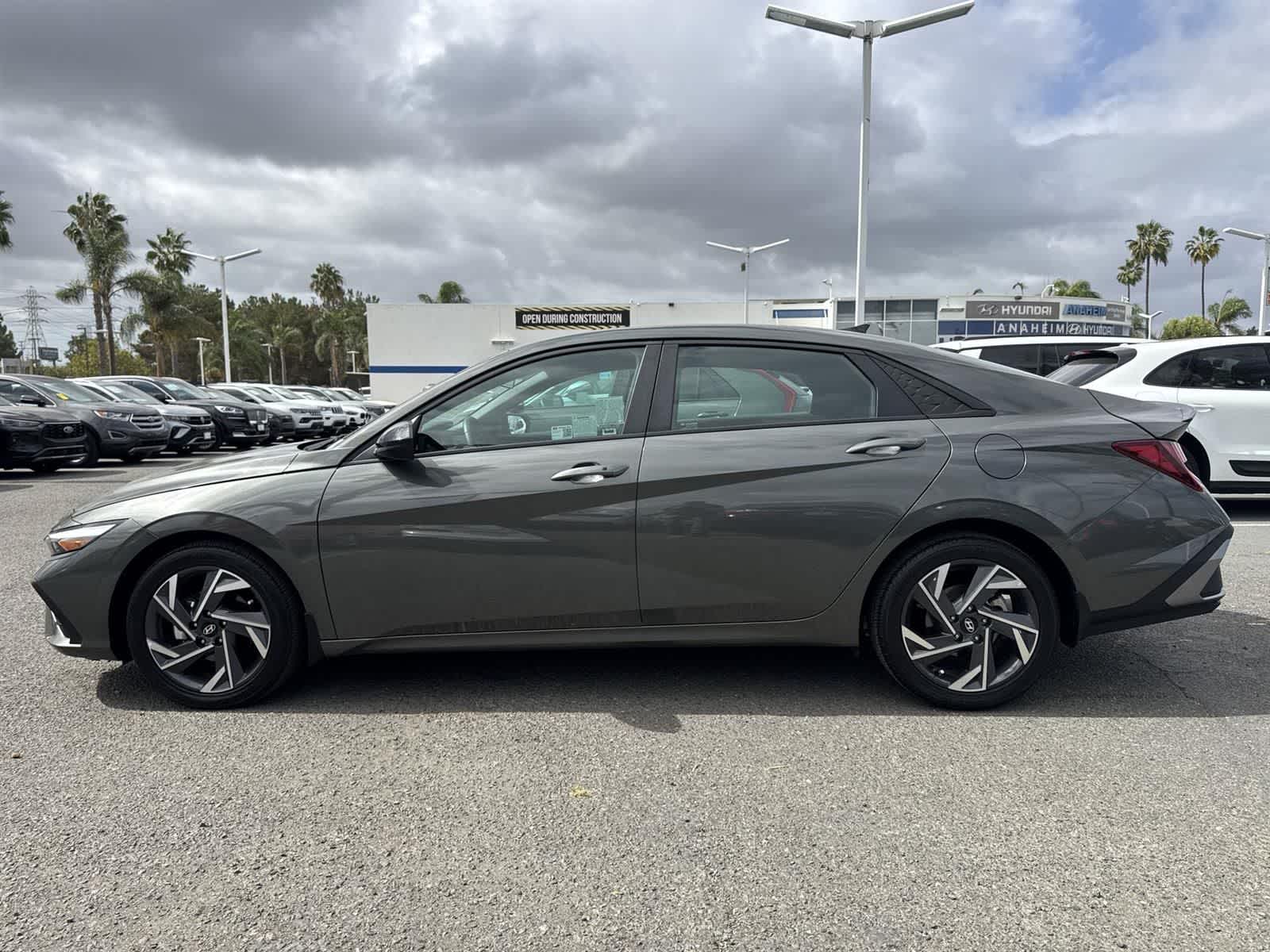 Thumbnail: 2025 Hyundai Elantra - 5