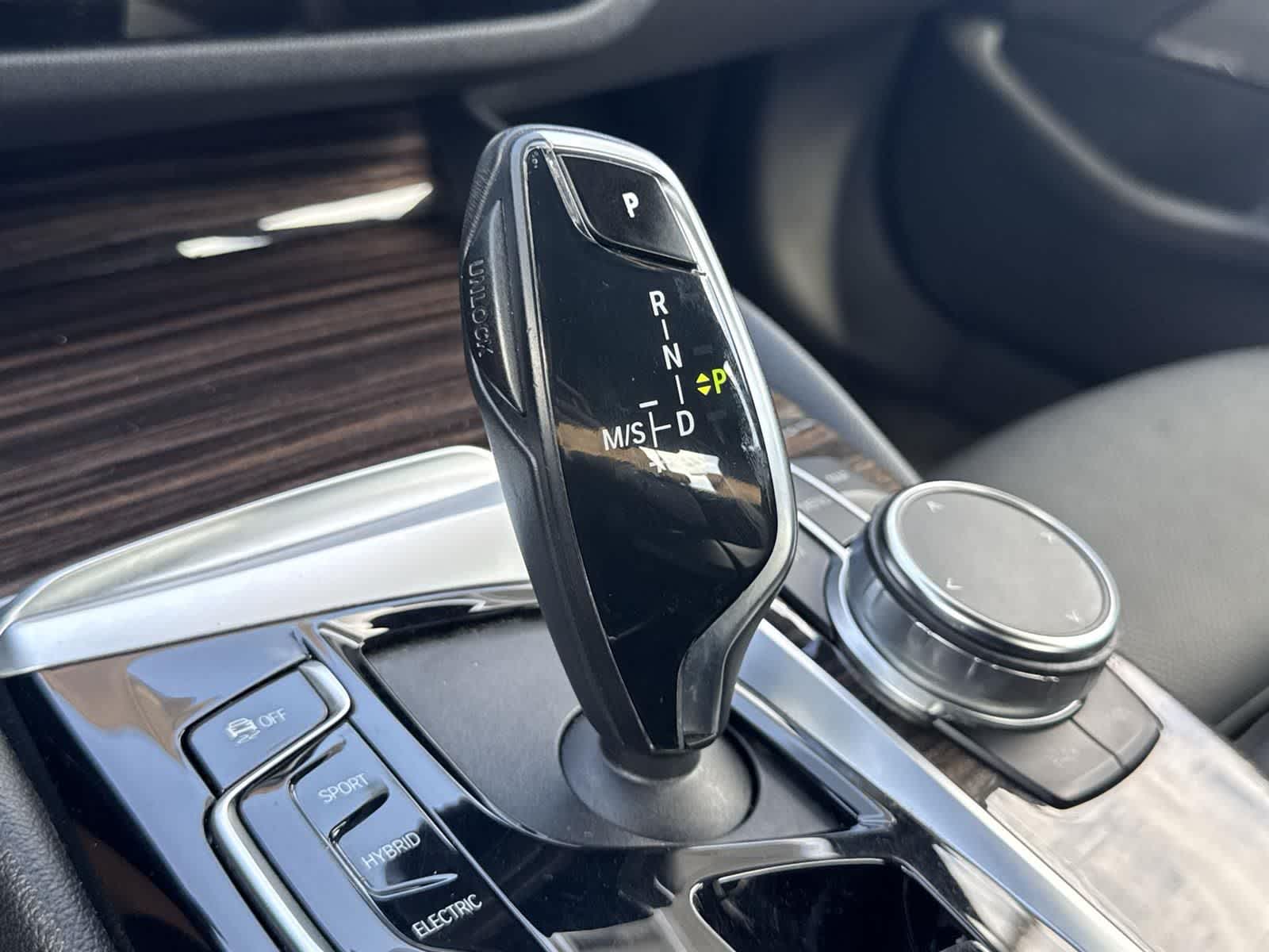 Thumbnail: 2023 BMW 5 Series - 15