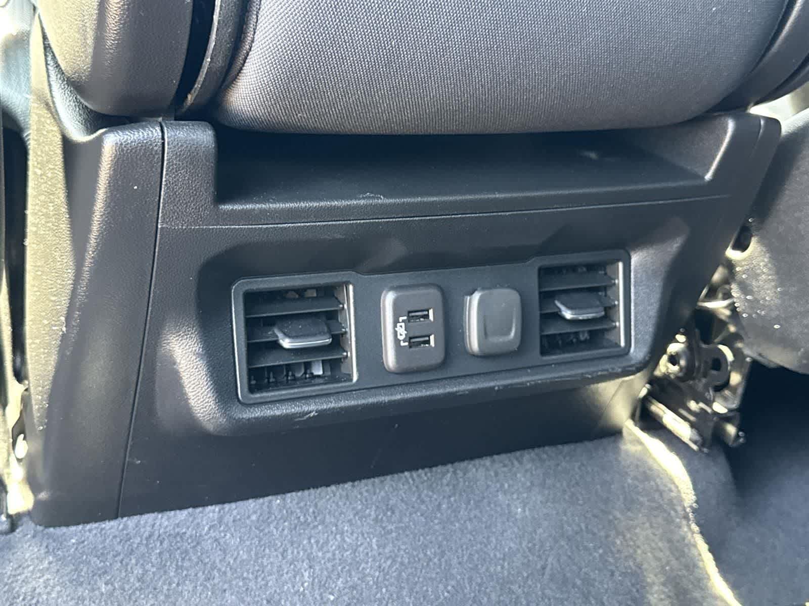 Thumbnail: 2022 Chevrolet Silverado 1500 - 27