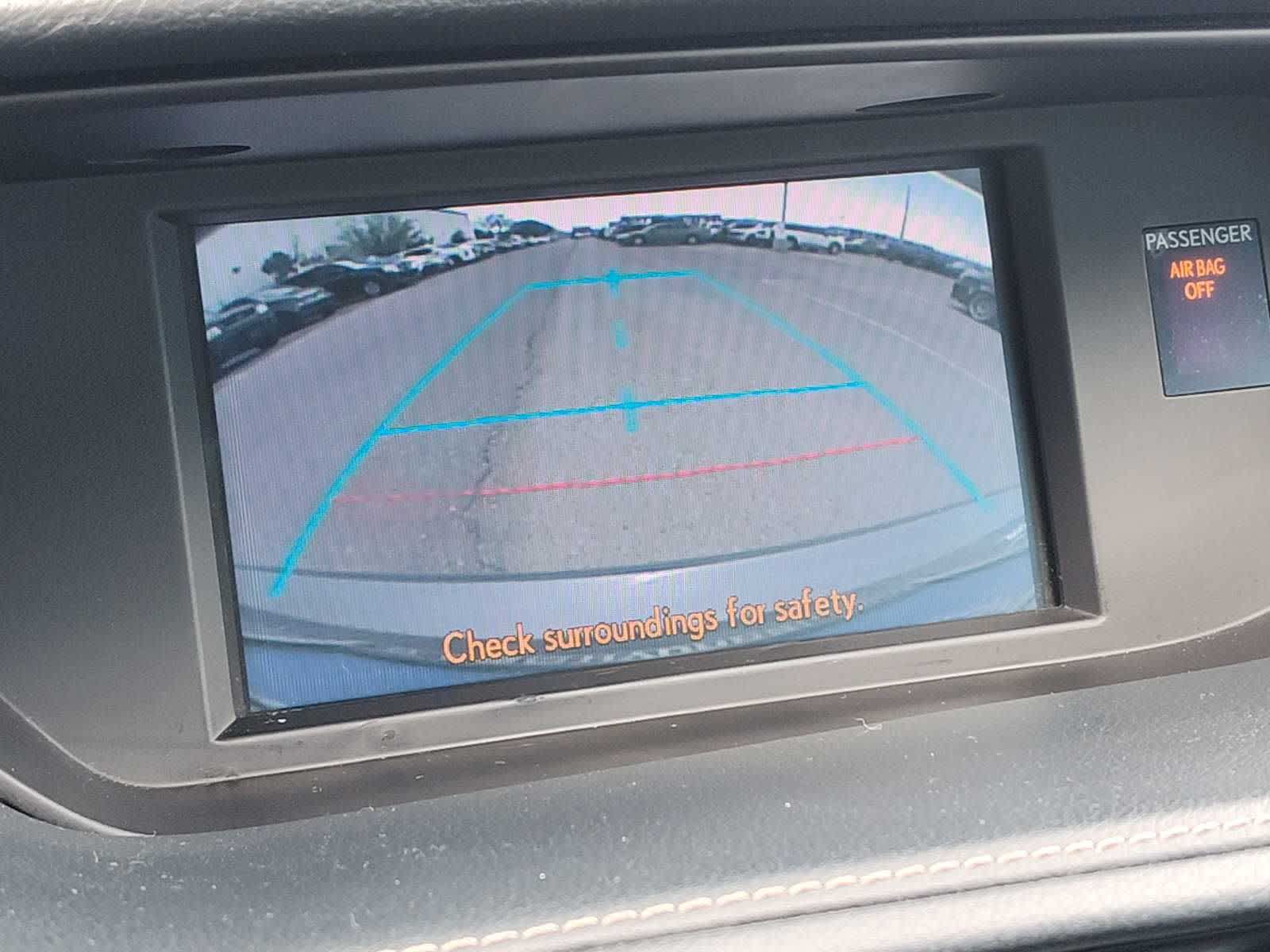 Thumbnail: 2014 Lexus ES - 10