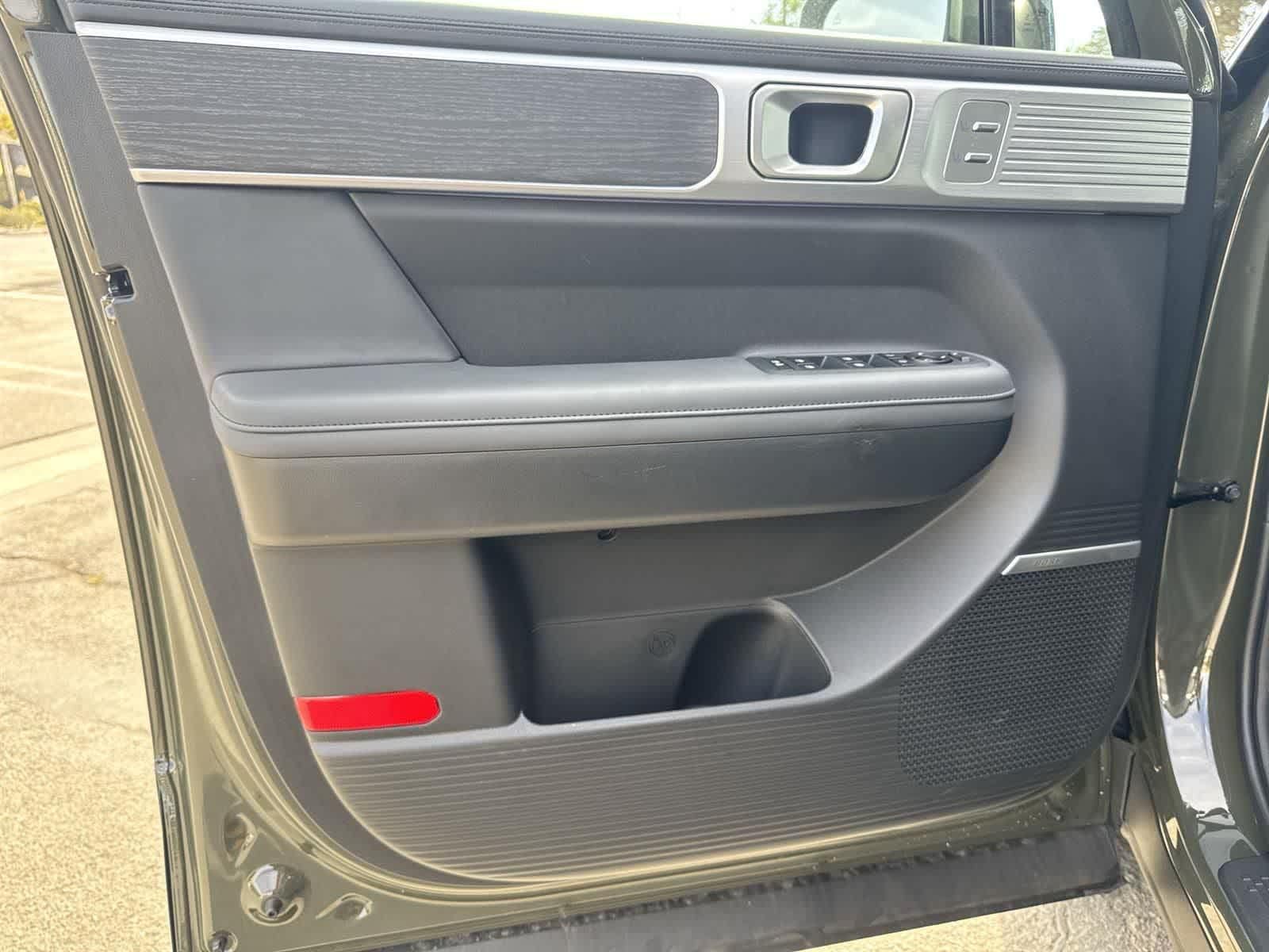 Thumbnail: 2025 Hyundai Santa Fe - 24