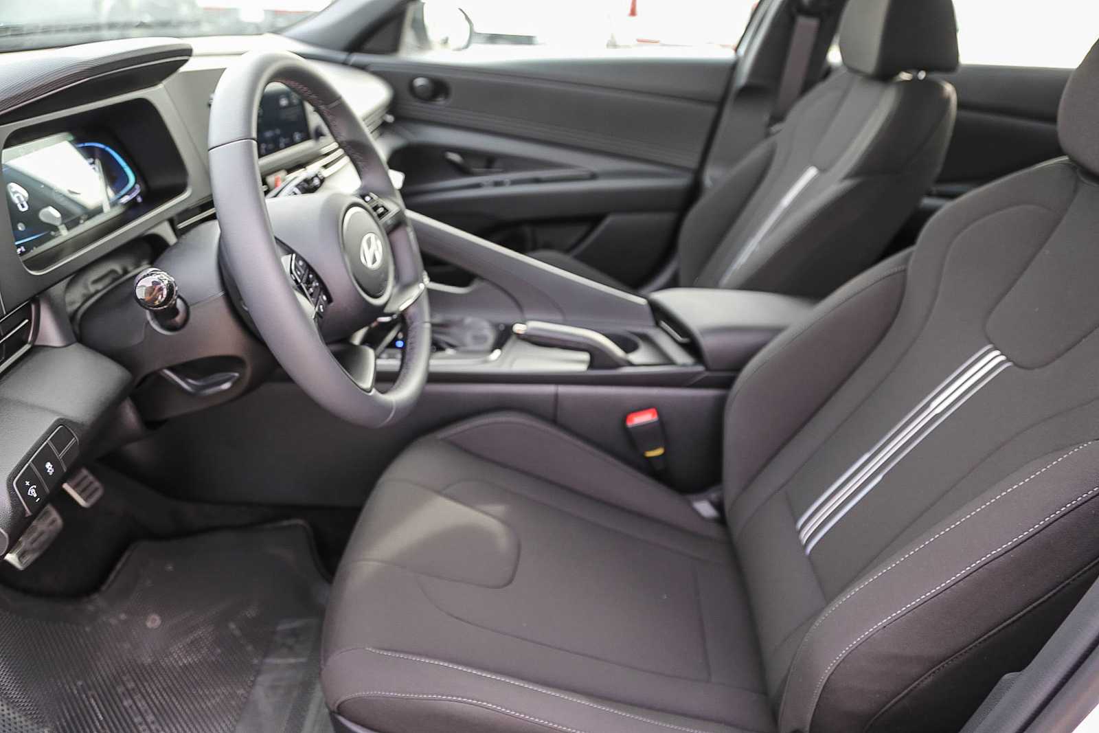 Thumbnail: 2026 Hyundai Elantra - 23