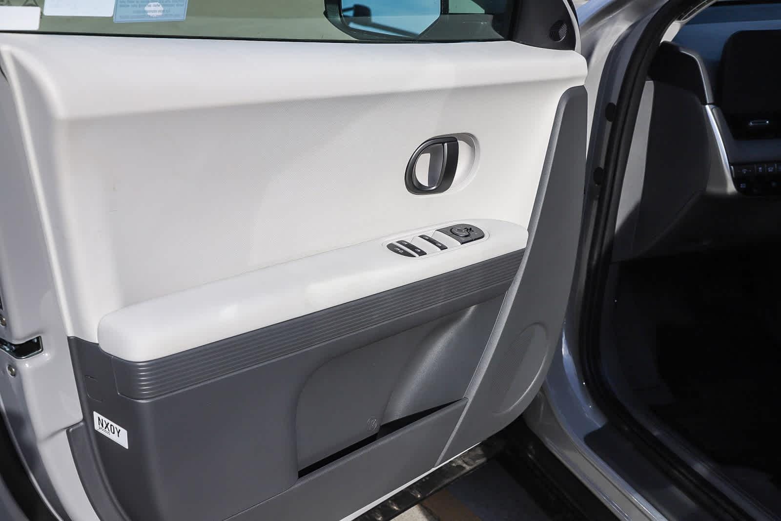 Thumbnail: 2026 Hyundai Ioniq 5 - 21