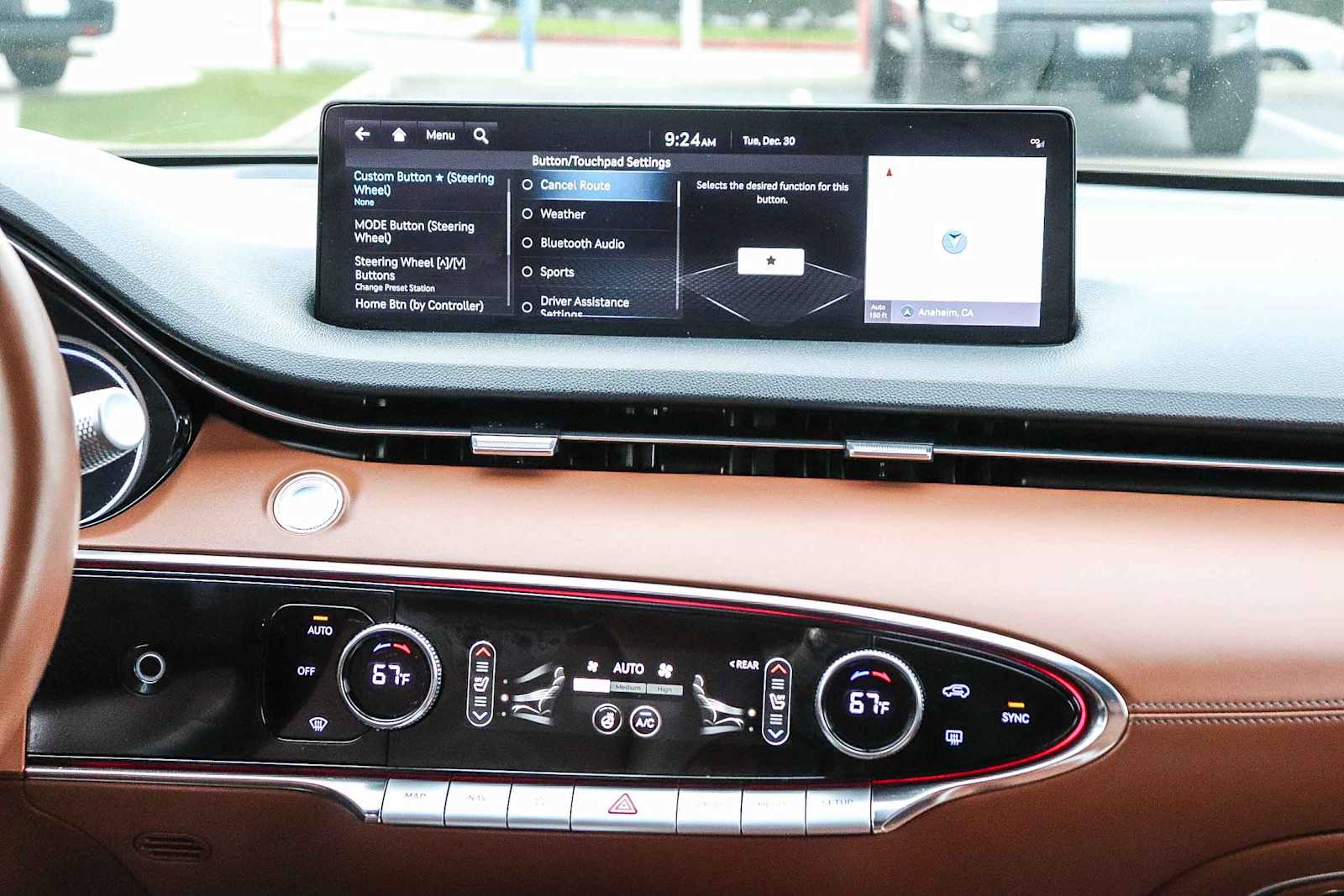 Thumbnail: 2023 Genesis GV70 - 14