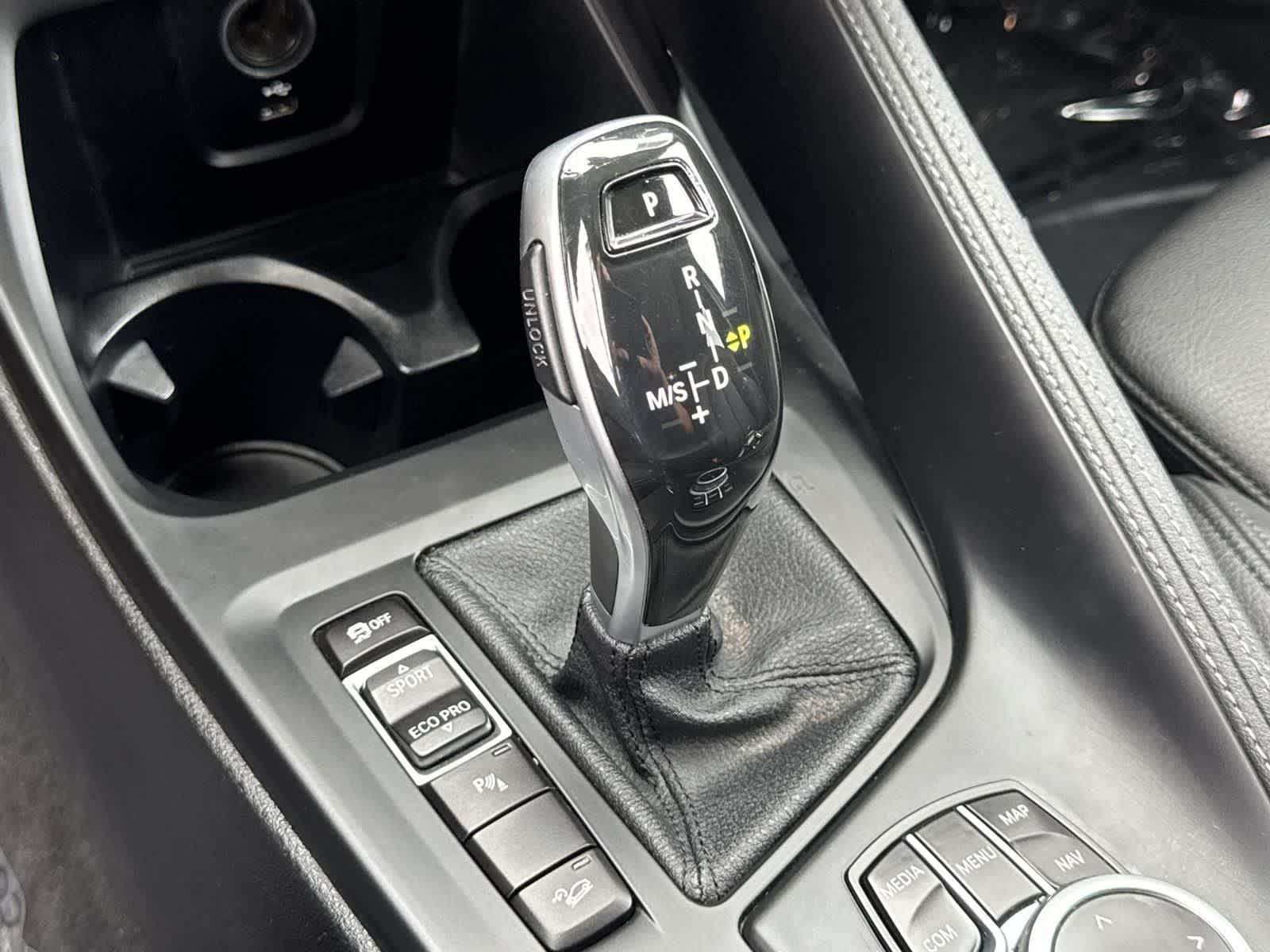 Thumbnail: 2022 BMW X2 - 15