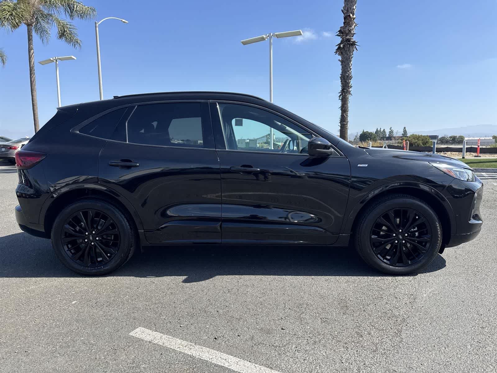 Thumbnail: 2024 Ford Escape - 3