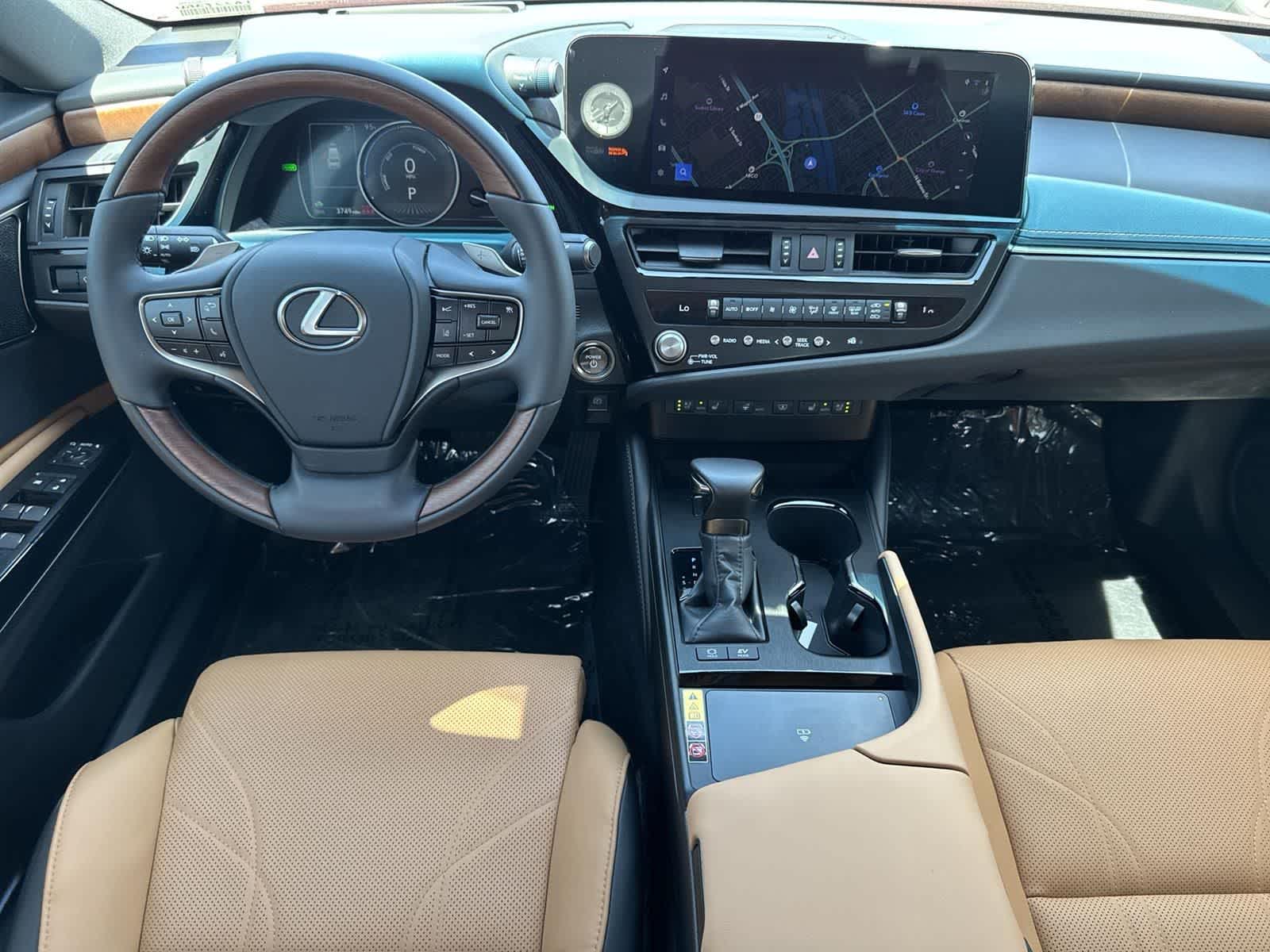 Thumbnail: 2025 Lexus ES - 9