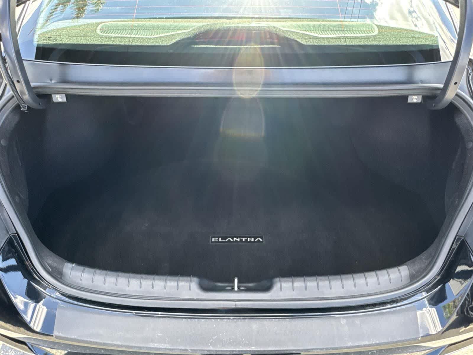 Thumbnail: 2023 Hyundai Elantra - 35