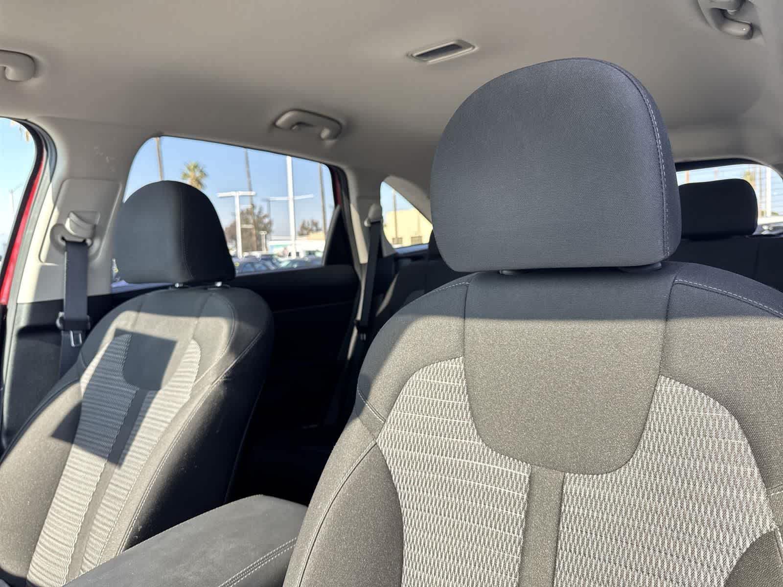 Thumbnail: 2023 Kia Sorento - 15