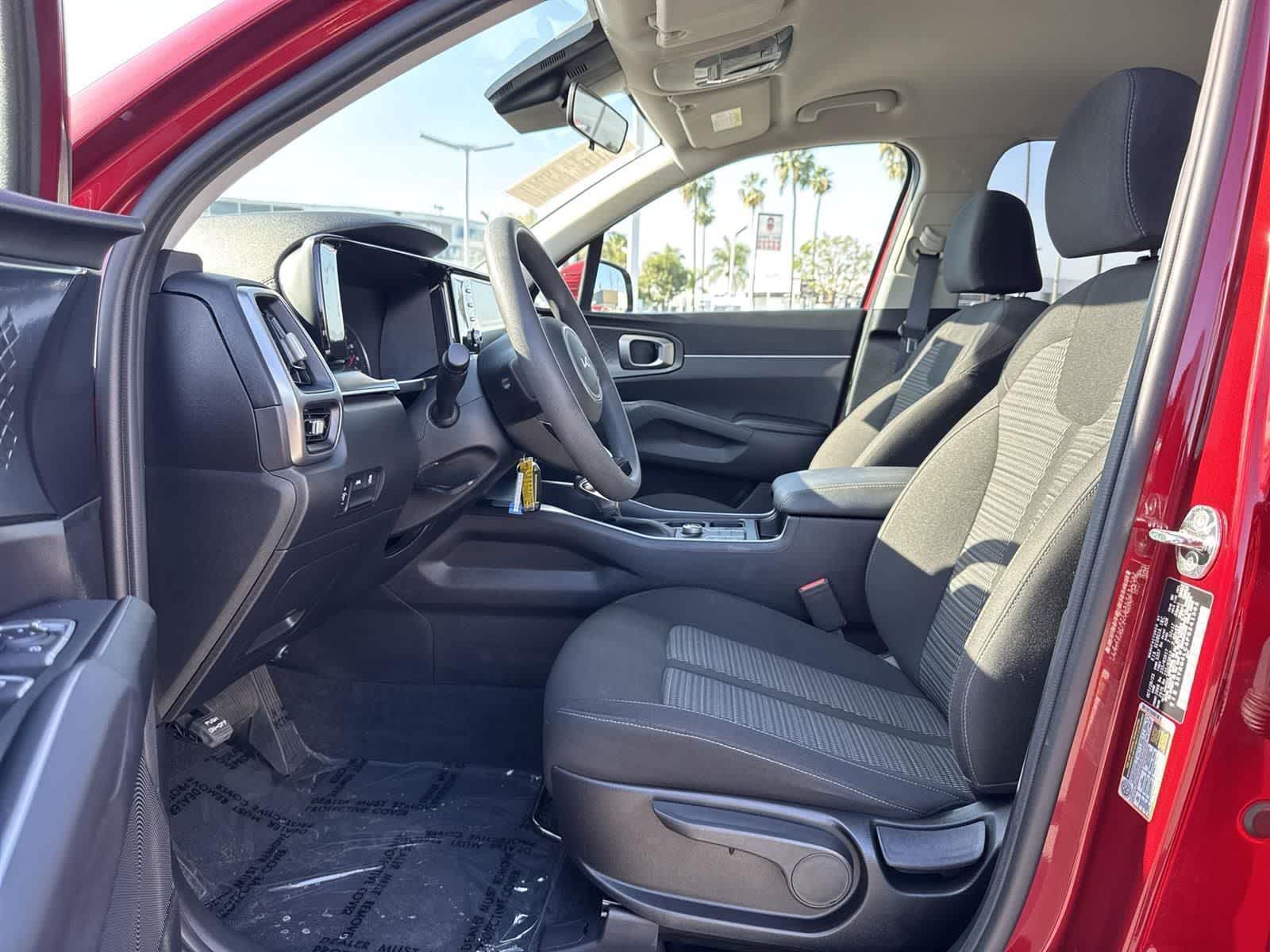 Thumbnail: 2023 Kia Sorento - 2