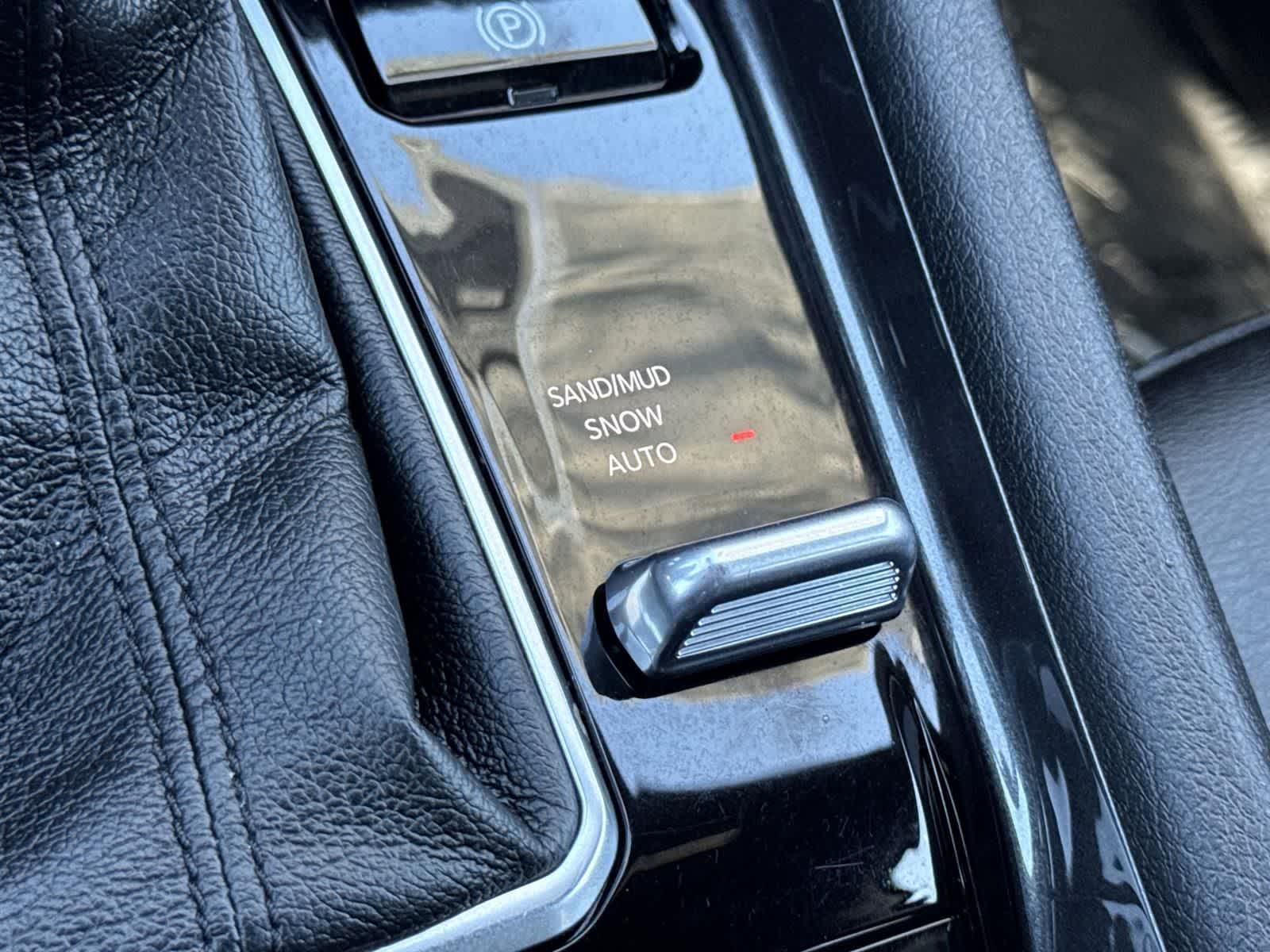 Thumbnail: 2024 Jeep Compass - 17