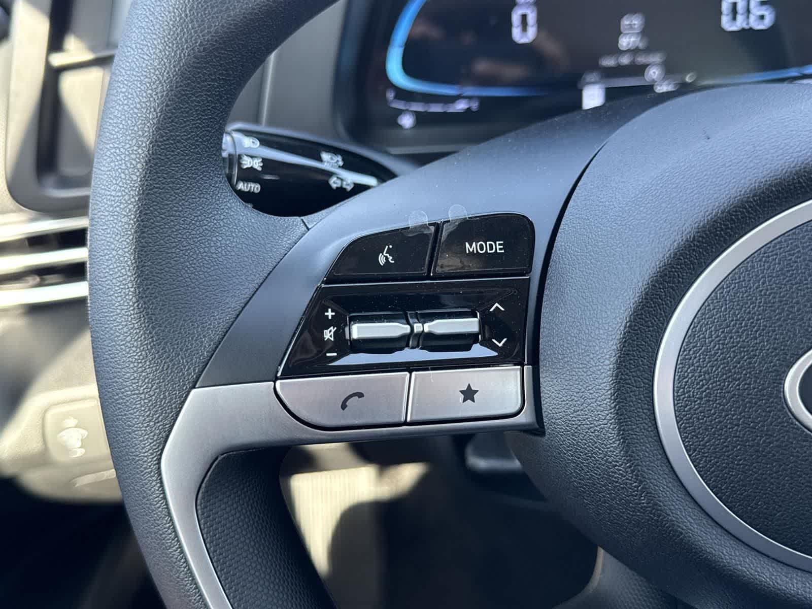Thumbnail: 2025 Hyundai Elantra - 11