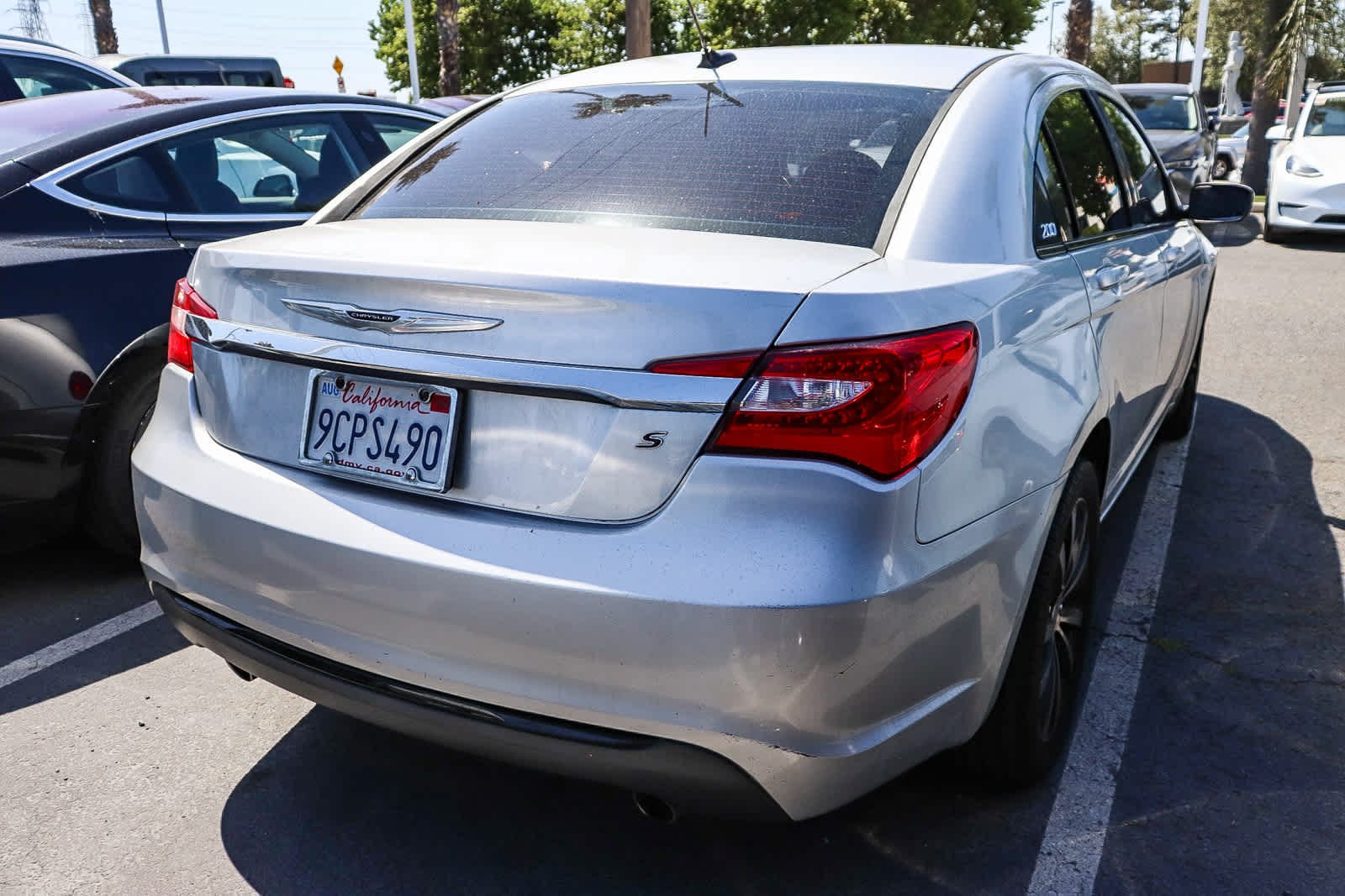 Thumbnail: 2012 Chrysler 200 - 6