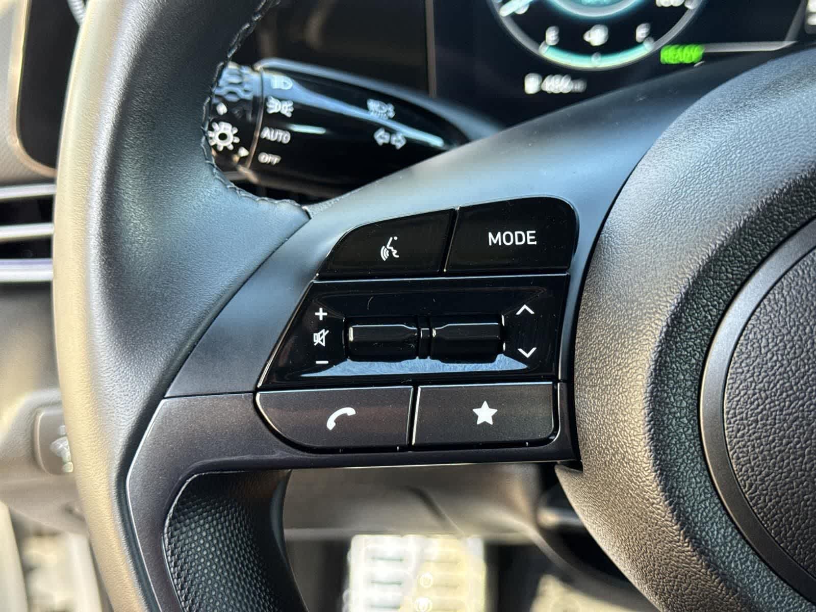 Thumbnail: 2025 Hyundai Elantra - 10