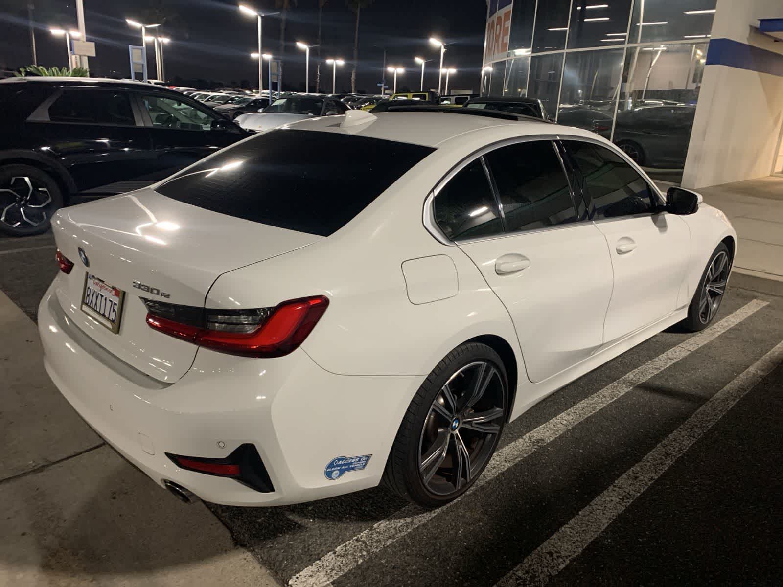 Thumbnail: 2021 BMW 3 Series - 4