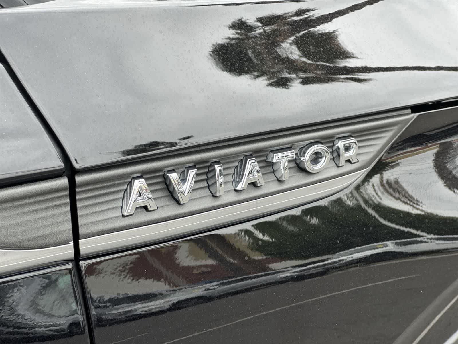 Thumbnail: 2023 Lincoln Aviator - 38