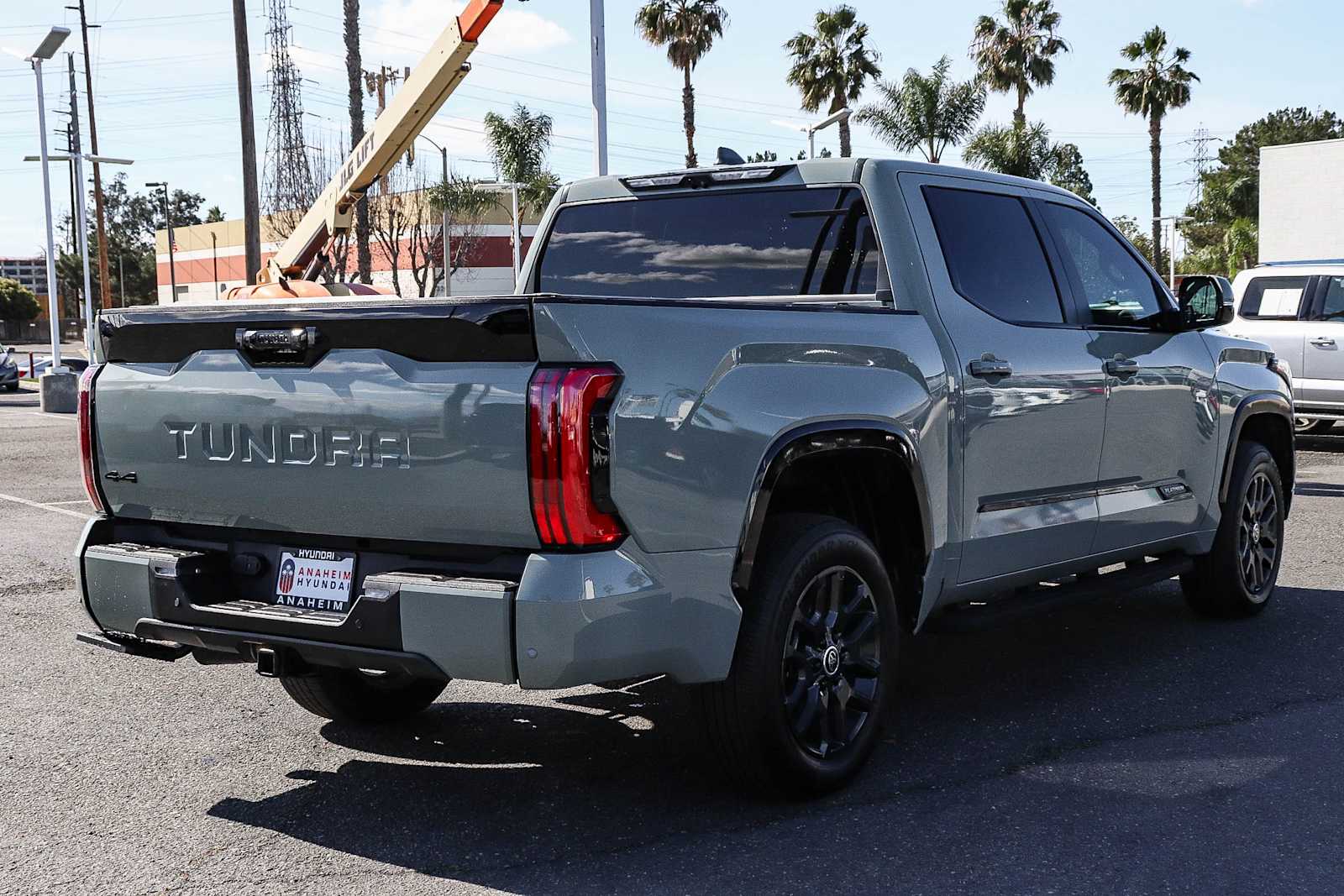 Thumbnail: 2024 Toyota Tundra - 6