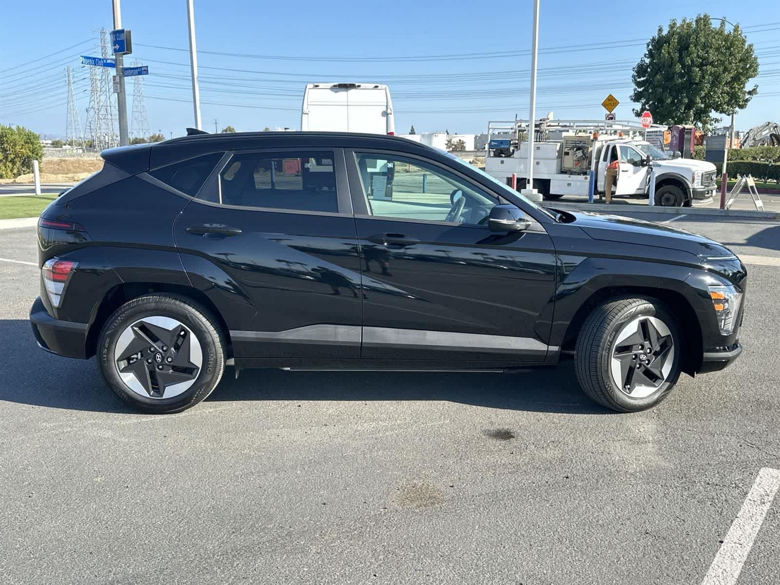 Thumbnail: 2025 Hyundai Kona - 3