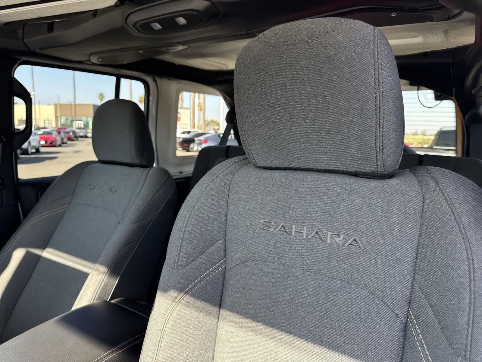 Thumbnail: 2024 Jeep Wrangler - 22